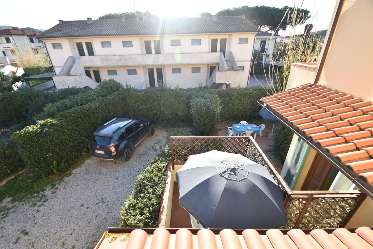 Appartamenti Sabbia - Zona Mare Con Terrazze, Clima, E Posti Auto Marina di Campo Eksteriør billede